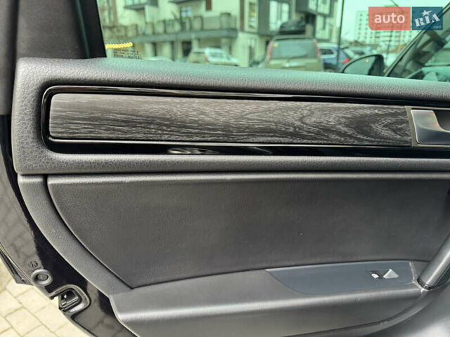 Черный Фольксваген Туарег, объемом двигателя 2.97 л и пробегом 356 тыс. км за 15900 $, фото 14 на Automoto.ua