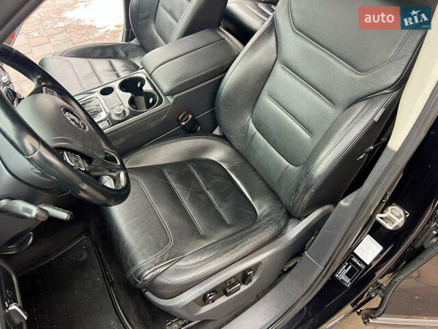 Черный Фольксваген Туарег, объемом двигателя 2.97 л и пробегом 257 тыс. км за 15800 $, фото 26 на Automoto.ua