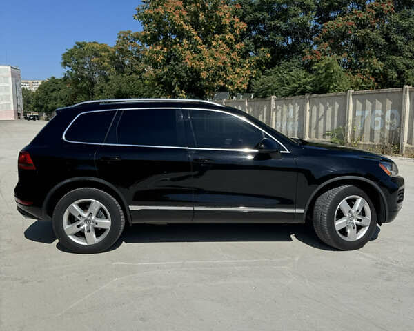 Черный Фольксваген Туарег, объемом двигателя 3 л и пробегом 170 тыс. км за 14999 $, фото 7 на Automoto.ua