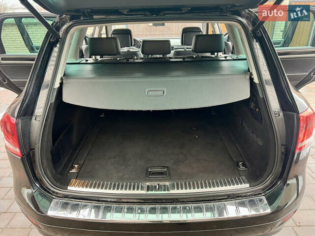 Чорний Фольксваген Туарег, об'ємом двигуна 2.97 л та пробігом 257 тис. км за 15800 $, фото 31 на Automoto.ua