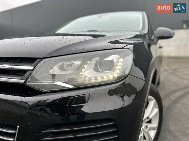 Черный Фольксваген Туарег, объемом двигателя 3 л и пробегом 130 тыс. км за 16300 $, фото 4 на Automoto.ua