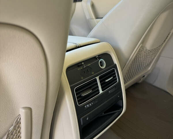 Черный Фольксваген Туарег, объемом двигателя 3 л и пробегом 170 тыс. км за 14999 $, фото 12 на Automoto.ua