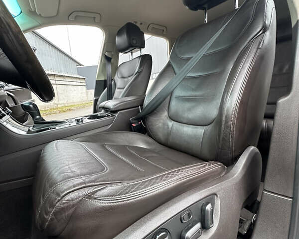 Чорний Фольксваген Туарег, об'ємом двигуна 3 л та пробігом 130 тис. км за 16900 $, фото 37 на Automoto.ua