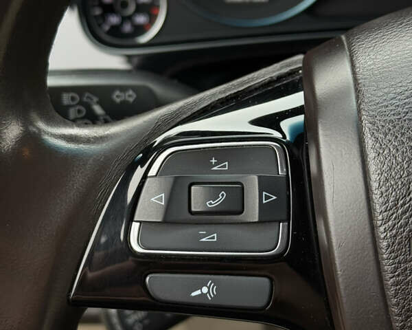 Черный Фольксваген Туарег, объемом двигателя 2.97 л и пробегом 301 тыс. км за 15300 $, фото 24 на Automoto.ua