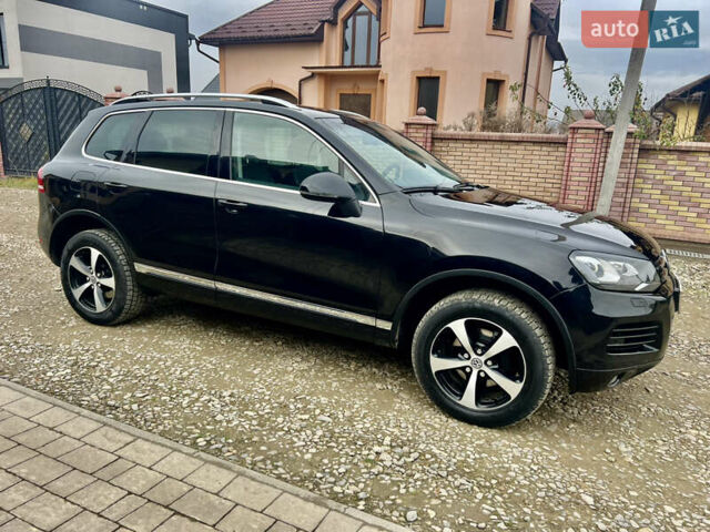 Черный Фольксваген Туарег, объемом двигателя 2.97 л и пробегом 257 тыс. км за 16000 $, фото 3 на Automoto.ua
