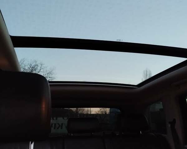 Чорний Фольксваген Туарег, об'ємом двигуна 3 л та пробігом 267 тис. км за 24000 $, фото 8 на Automoto.ua