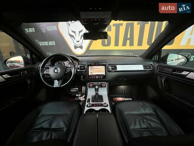 Черный Фольксваген Туарег, объемом двигателя 2.97 л и пробегом 298 тыс. км за 18900 $, фото 27 на Automoto.ua