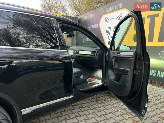 Черный Фольксваген Туарег, объемом двигателя 2.97 л и пробегом 298 тыс. км за 18900 $, фото 29 на Automoto.ua