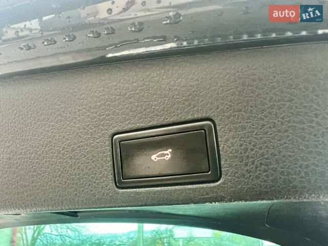 Черный Фольксваген Туарег, объемом двигателя 2.97 л и пробегом 257 тыс. км за 15800 $, фото 30 на Automoto.ua