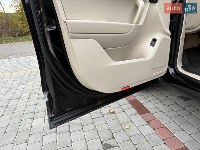 Фольксваген Туарег 2010 в Староконстантинов на Automoto.ua Черный Фольксваген Туарег, объемом двигателя 3 л и пробегом 150 тыс. км за 17800 $, фото 17 на Automoto.ua