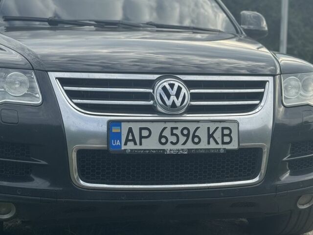 Черный Фольксваген Туарег, объемом двигателя 3 л и пробегом 255 тыс. км за 14500 $, фото 4 на Automoto.ua