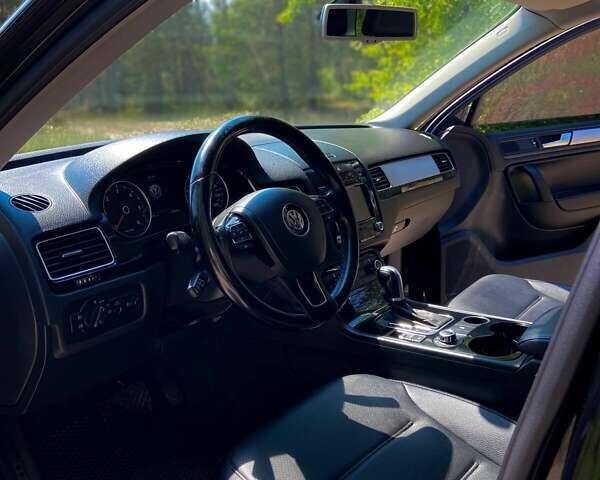 Чорний Фольксваген Туарег, об'ємом двигуна 2.97 л та пробігом 330 тис. км за 14900 $, фото 19 на Automoto.ua