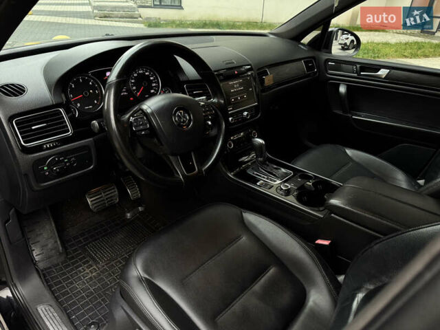 Черный Фольксваген Туарег, объемом двигателя 2.97 л и пробегом 356 тыс. км за 15900 $, фото 13 на Automoto.ua
