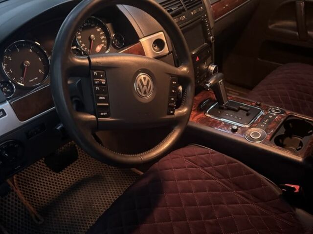 Черный Фольксваген Туарег, объемом двигателя 3 л и пробегом 255 тыс. км за 14500 $, фото 8 на Automoto.ua