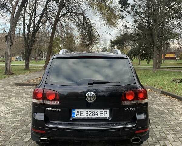 Чорний Фольксваген Туарег, об'ємом двигуна 3 л та пробігом 270 тис. км за 14700 $, фото 3 на Automoto.ua