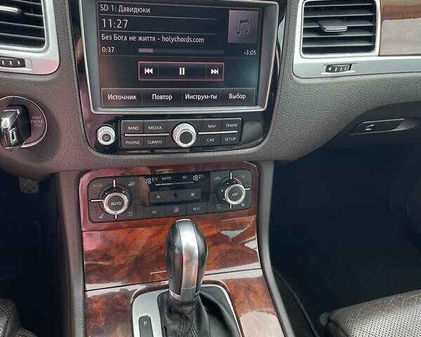 Чорний Фольксваген Туарег, об'ємом двигуна 2.97 л та пробігом 248 тис. км за 19500 $, фото 32 на Automoto.ua