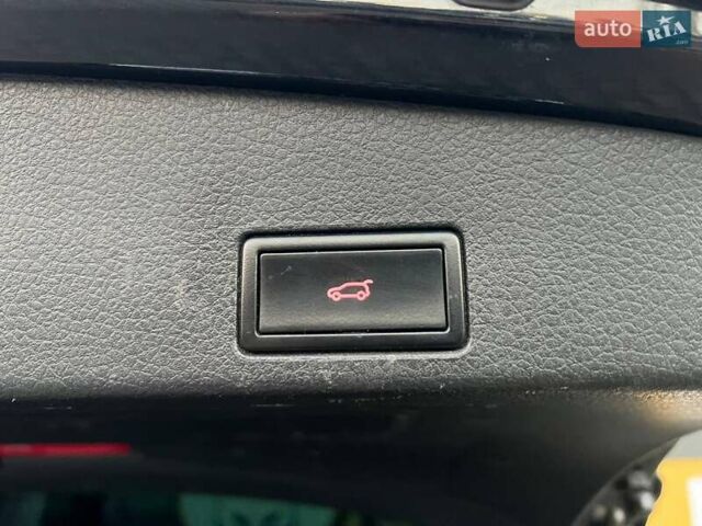 Черный Фольксваген Туарег, объемом двигателя 2.97 л и пробегом 298 тыс. км за 18900 $, фото 11 на Automoto.ua