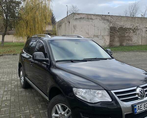 Чорний Фольксваген Туарег, об'ємом двигуна 3 л та пробігом 270 тис. км за 14700 $, фото 5 на Automoto.ua