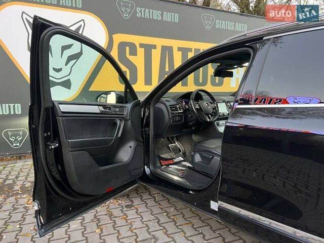 Черный Фольксваген Туарег, объемом двигателя 2.97 л и пробегом 298 тыс. км за 18900 $, фото 12 на Automoto.ua