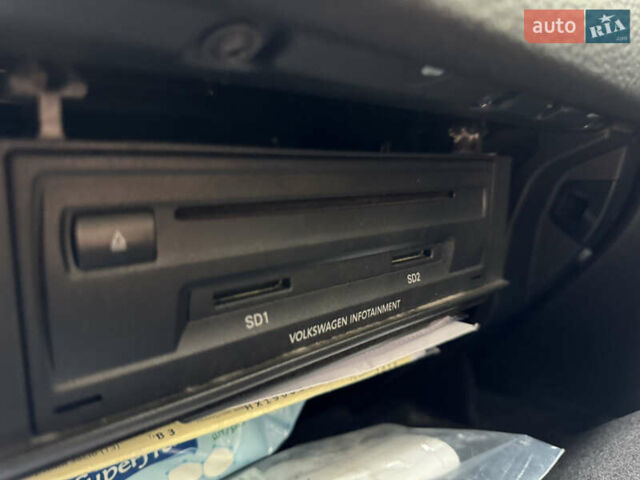 Черный Фольксваген Туарег, объемом двигателя 2.97 л и пробегом 356 тыс. км за 15900 $, фото 33 на Automoto.ua