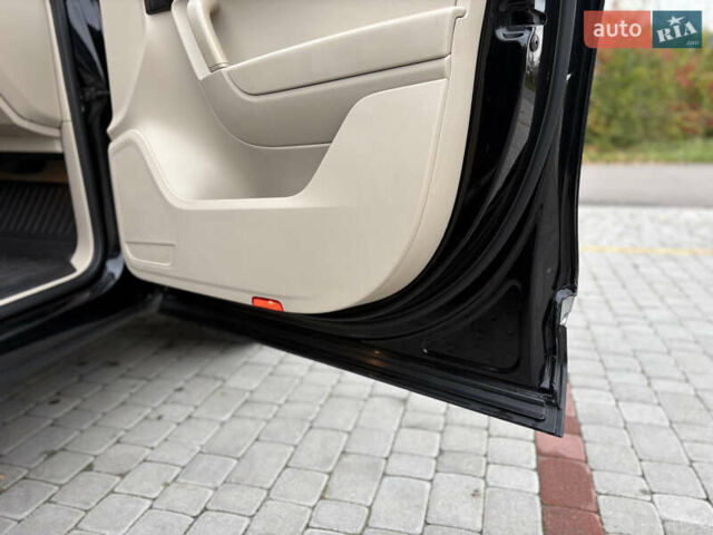 Фольксваген Туарег 2010 в Староконстантинов на Automoto.ua Черный Фольксваген Туарег, объемом двигателя 3 л и пробегом 150 тыс. км за 17800 $, фото 19 на Automoto.ua