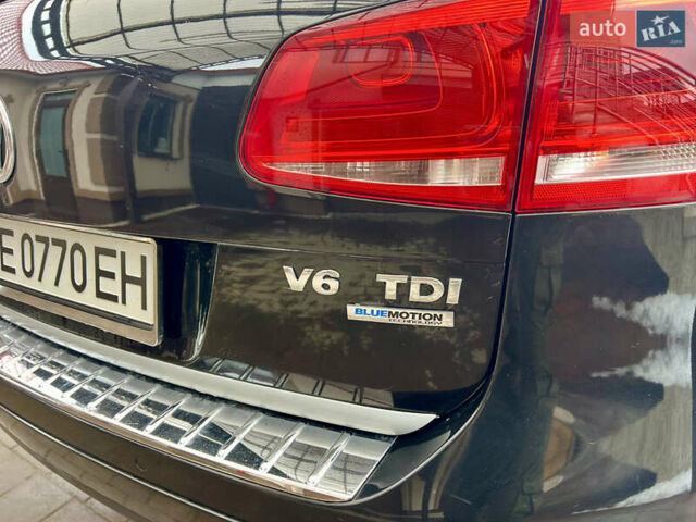 Чорний Фольксваген Туарег, об'ємом двигуна 2.97 л та пробігом 257 тис. км за 15800 $, фото 14 на Automoto.ua