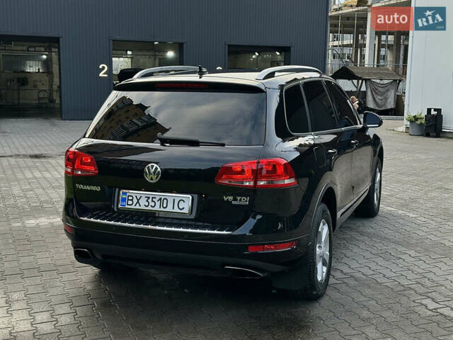 Чорний Фольксваген Туарег, об'ємом двигуна 2.97 л та пробігом 355 тис. км за 17500 $, фото 2 на Automoto.ua