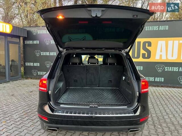 Черный Фольксваген Туарег, объемом двигателя 2.97 л и пробегом 298 тыс. км за 18900 $, фото 9 на Automoto.ua