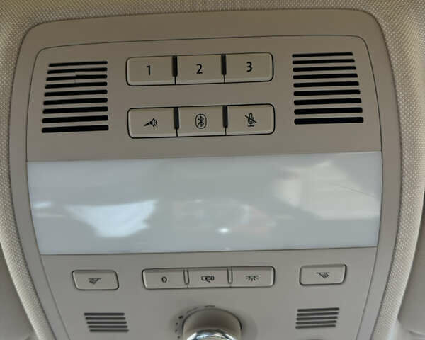 Черный Фольксваген Туарег, объемом двигателя 3 л и пробегом 170 тыс. км за 14999 $, фото 28 на Automoto.ua