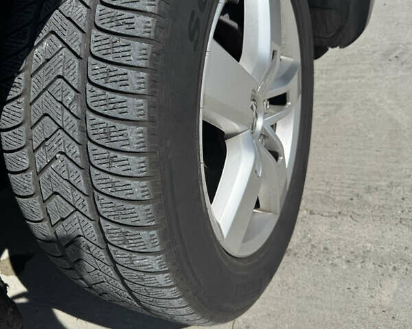 Черный Фольксваген Туарег, объемом двигателя 3 л и пробегом 170 тыс. км за 14999 $, фото 13 на Automoto.ua