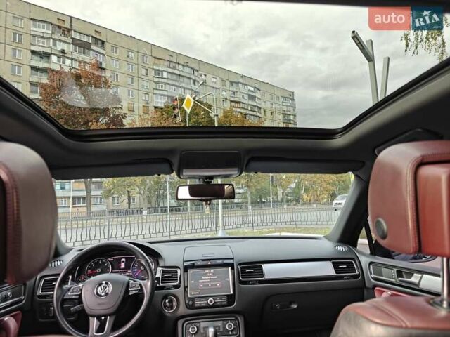 Черный Фольксваген Туарег, объемом двигателя 2.97 л и пробегом 212 тыс. км за 16800 $, фото 16 на Automoto.ua