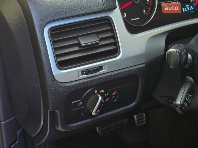 Чорний Фольксваген Туарег, об'ємом двигуна 3 л та пробігом 180 тис. км за 15499 $, фото 30 на Automoto.ua