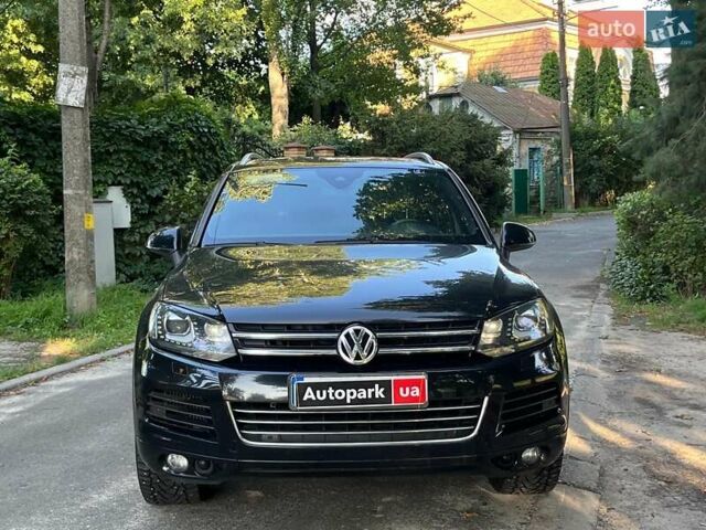 Чорний Фольксваген Туарег, об'ємом двигуна 4.2 л та пробігом 255 тис. км за 28440 $, фото 3 на Automoto.ua
