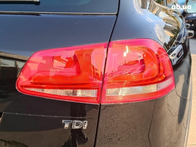 Черный Фольксваген Туарег, объемом двигателя 3 л и пробегом 207 тыс. км за 18990 $, фото 9 на Automoto.ua