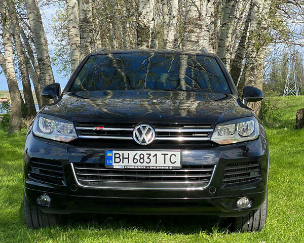 Чорний Фольксваген Туарег, об'ємом двигуна 2.97 л та пробігом 245 тис. км за 21900 $, фото 2 на Automoto.ua