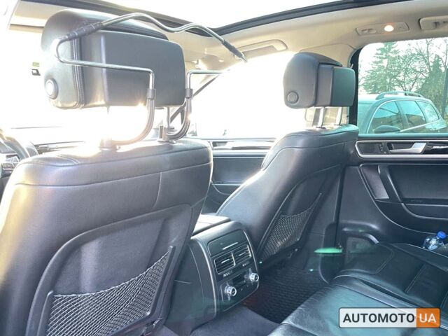 Черный Фольксваген Туарег, объемом двигателя 3 л и пробегом 235 тыс. км за 19999 $, фото 12 на Automoto.ua