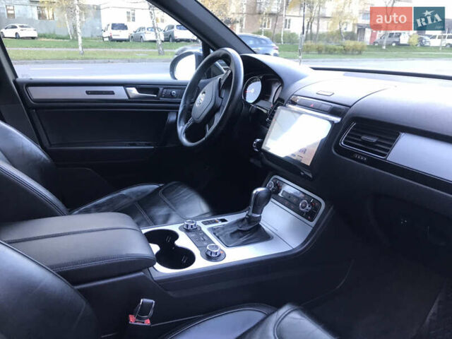 Чорний Фольксваген Туарег, об'ємом двигуна 2.97 л та пробігом 275 тис. км за 21300 $, фото 25 на Automoto.ua