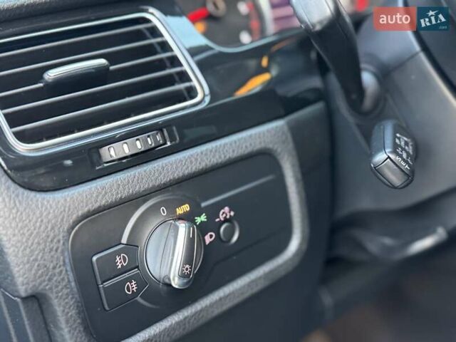 Чорний Фольксваген Туарег, об'ємом двигуна 3 л та пробігом 236 тис. км за 20750 $, фото 29 на Automoto.ua