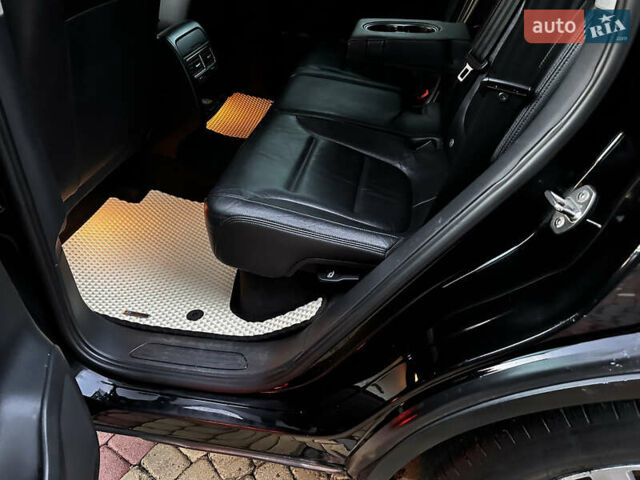 Черный Фольксваген Туарег, объемом двигателя 3 л и пробегом 310 тыс. км за 16500 $, фото 12 на Automoto.ua