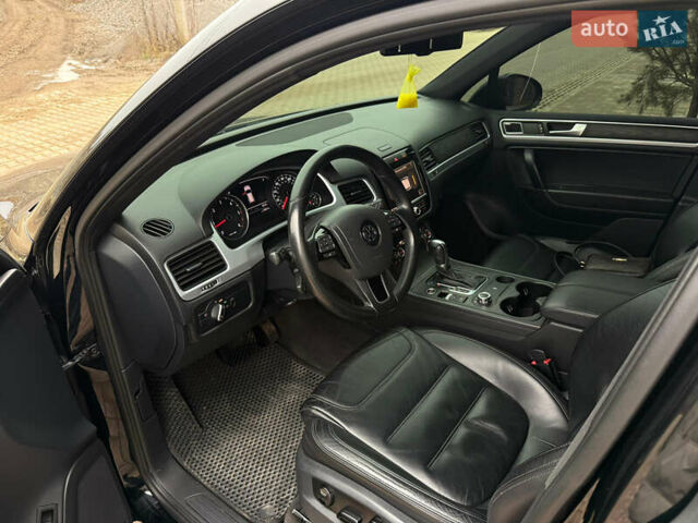 Чорний Фольксваген Туарег, об'ємом двигуна 2.97 л та пробігом 230 тис. км за 19999 $, фото 12 на Automoto.ua