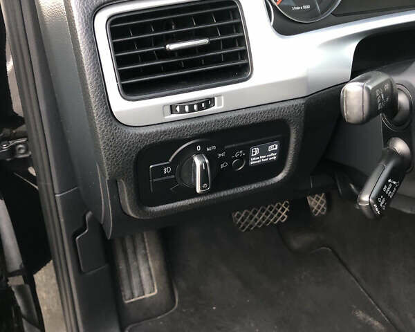 Черный Фольксваген Туарег, объемом двигателя 2.97 л и пробегом 332 тыс. км за 16900 $, фото 19 на Automoto.ua