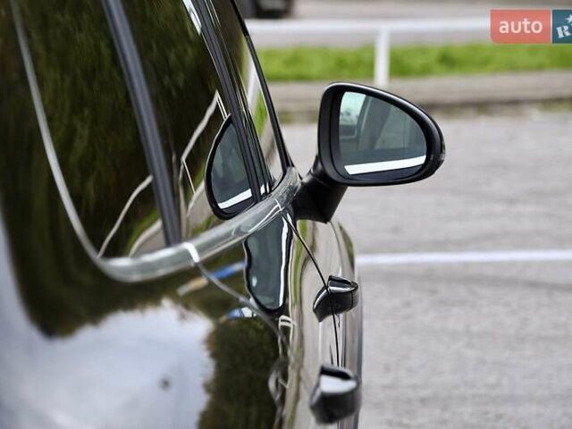 Черный Фольксваген Туарег, объемом двигателя 2.97 л и пробегом 275 тыс. км за 22000 $, фото 9 на Automoto.ua