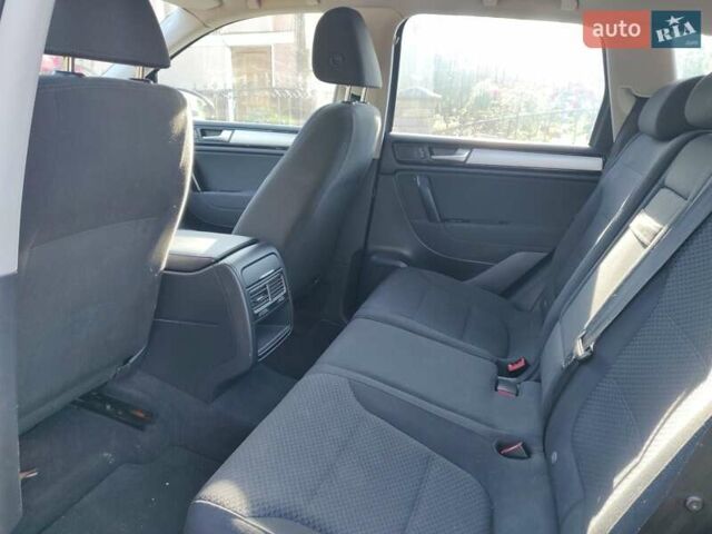 Черный Фольксваген Туарег, объемом двигателя 2.97 л и пробегом 214 тыс. км за 16600 $, фото 5 на Automoto.ua