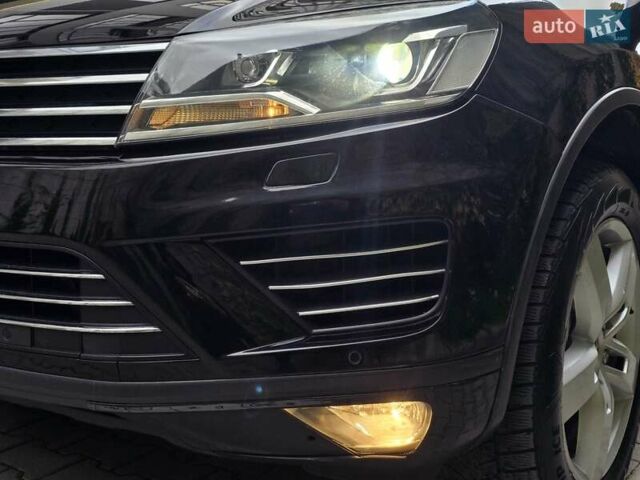 Черный Фольксваген Туарег, объемом двигателя 3 л и пробегом 180 тыс. км за 15499 $, фото 15 на Automoto.ua