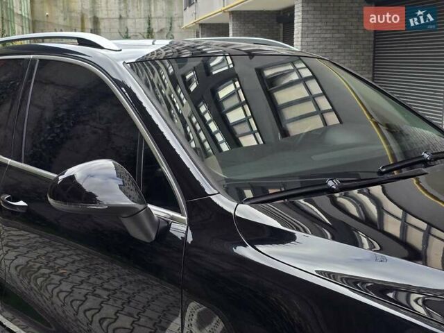 Черный Фольксваген Туарег, объемом двигателя 3 л и пробегом 180 тыс. км за 15499 $, фото 9 на Automoto.ua