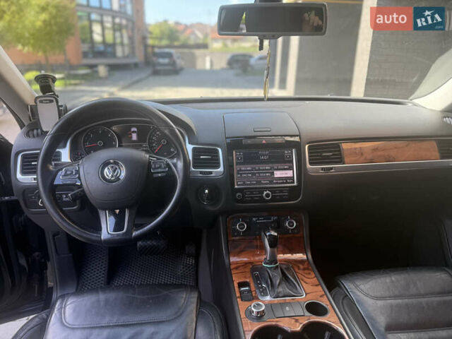 Черный Фольксваген Туарег, объемом двигателя 2.97 л и пробегом 280 тыс. км за 17500 $, фото 22 на Automoto.ua