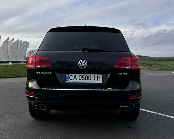 Чорний Фольксваген Туарег, об'ємом двигуна 2.97 л та пробігом 318 тис. км за 18500 $, фото 4 на Automoto.ua