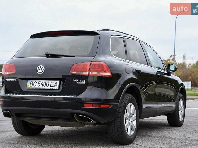 Черный Фольксваген Туарег, объемом двигателя 2.97 л и пробегом 275 тыс. км за 22000 $, фото 7 на Automoto.ua