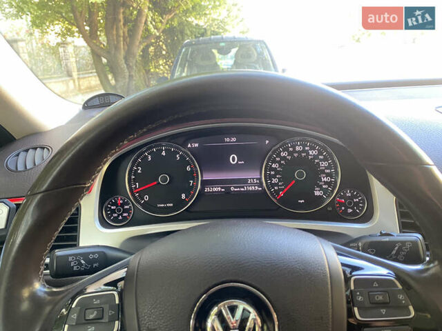 Чорний Фольксваген Туарег, об'ємом двигуна 3.6 л та пробігом 252 тис. км за 17800 $, фото 43 на Automoto.ua