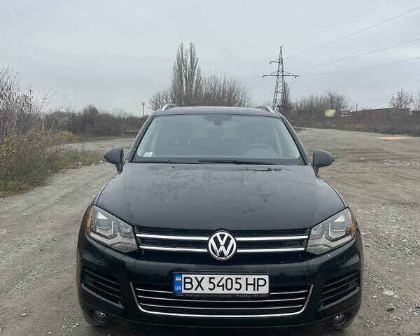 Черный Фольксваген Туарег, объемом двигателя 2.97 л и пробегом 350 тыс. км за 15799 $, фото 3 на Automoto.ua